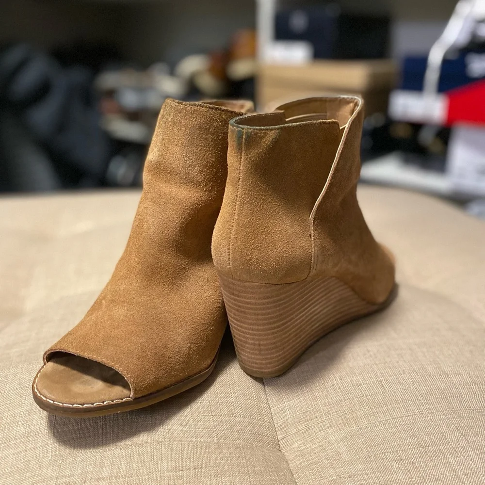 Lucky Brand Jezzah Wedge